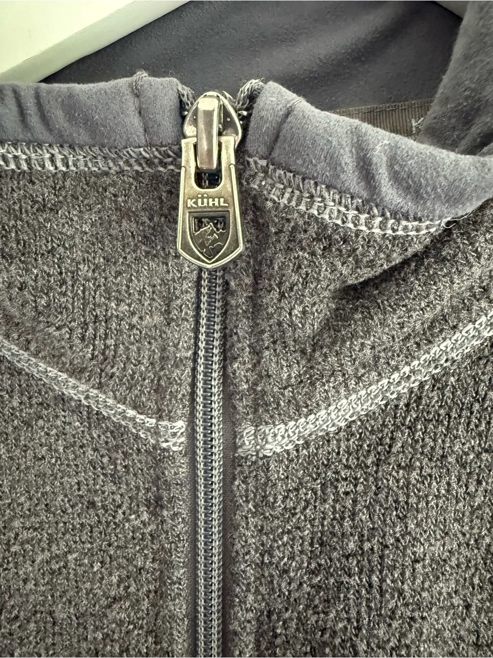 Kuhl Jacket Mens Medium Gray Alfpaca Fleece Full Zip Thumbholes Hiking Outdoor